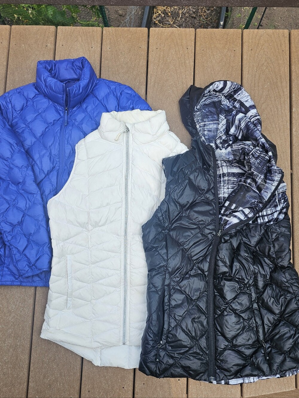 Bundle Lot Duck Down Fill Puffer Coat And Two Vests Size Small